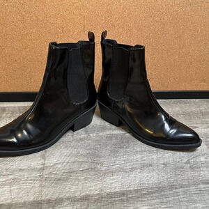 Monki Patent Leather Black Chelsea Boot in Size EU 38 / US 7